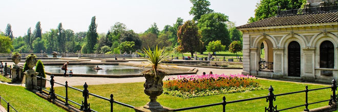 Hyde Park airport transfers